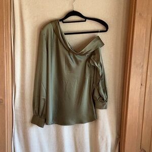 Ralph Lauren Black label off shoulder satiny blouse Size XL